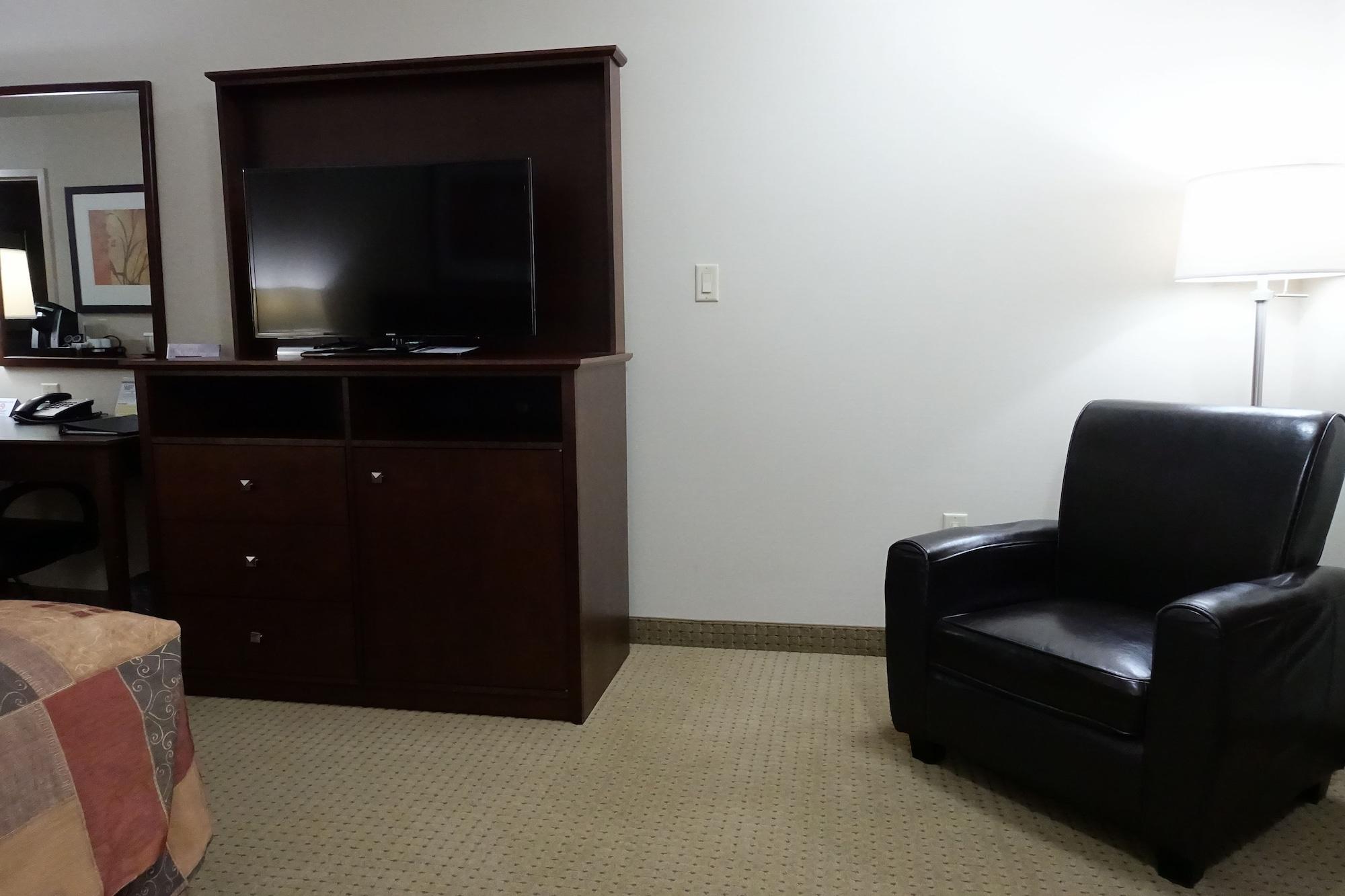 Ramada By Wyndham Weyburn Hotel Ngoại thất bức ảnh