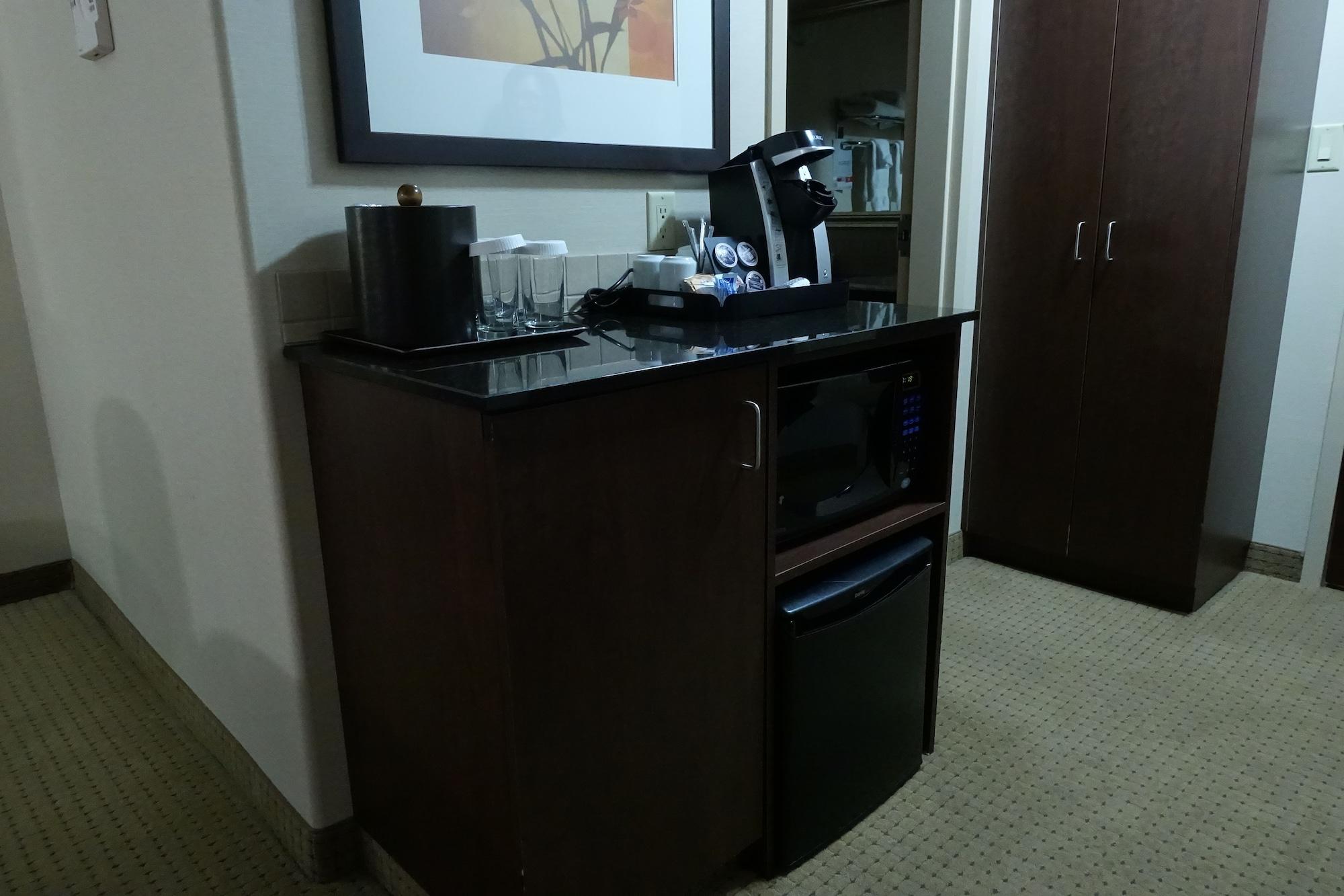 Ramada By Wyndham Weyburn Hotel Ngoại thất bức ảnh